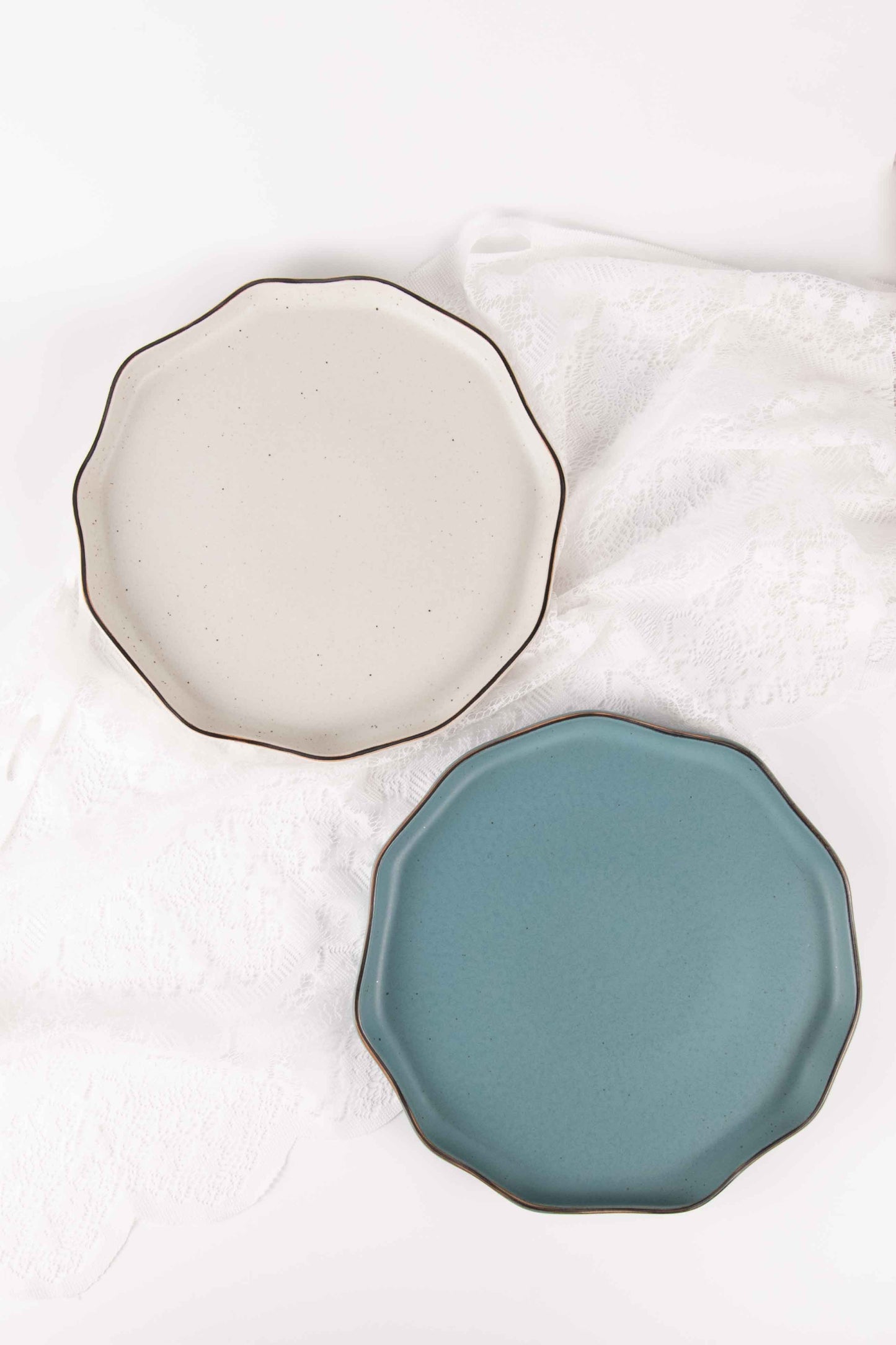 Luna Crest Plates