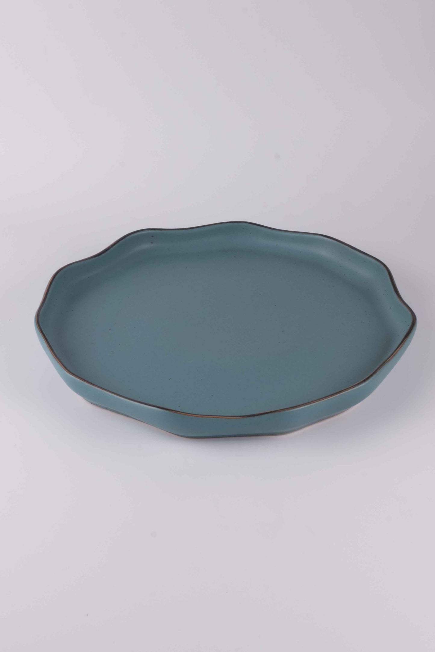 Luna Crest Plates