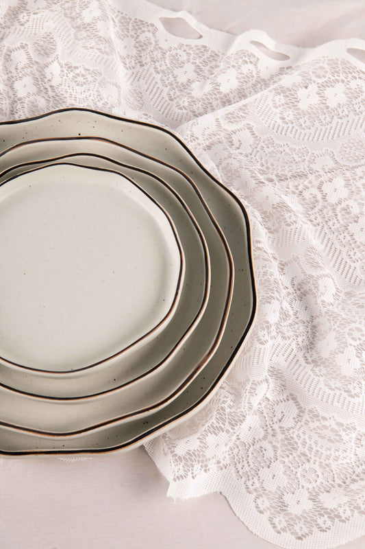 Luna Crest Plates
