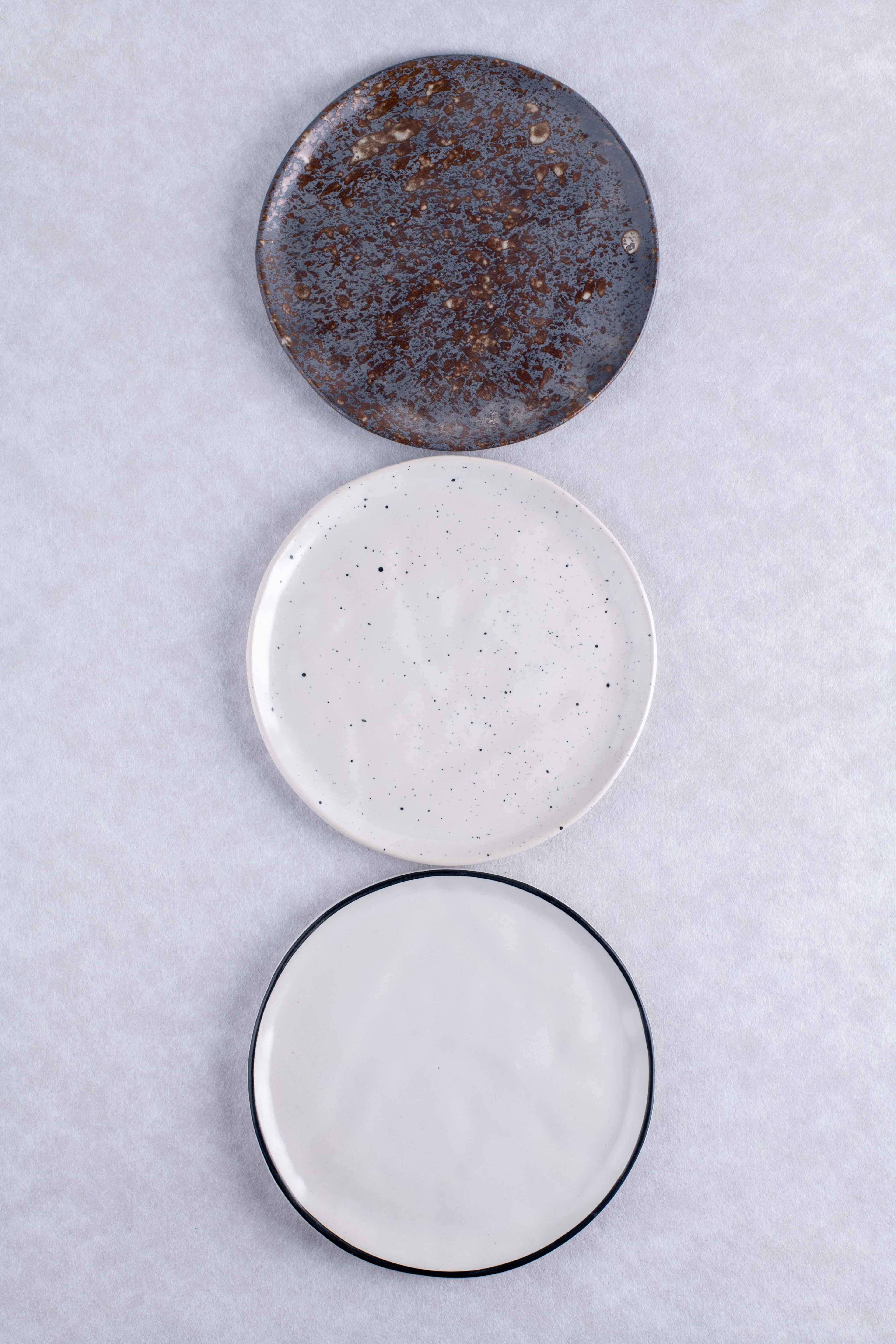 Rustic Minimal Plate