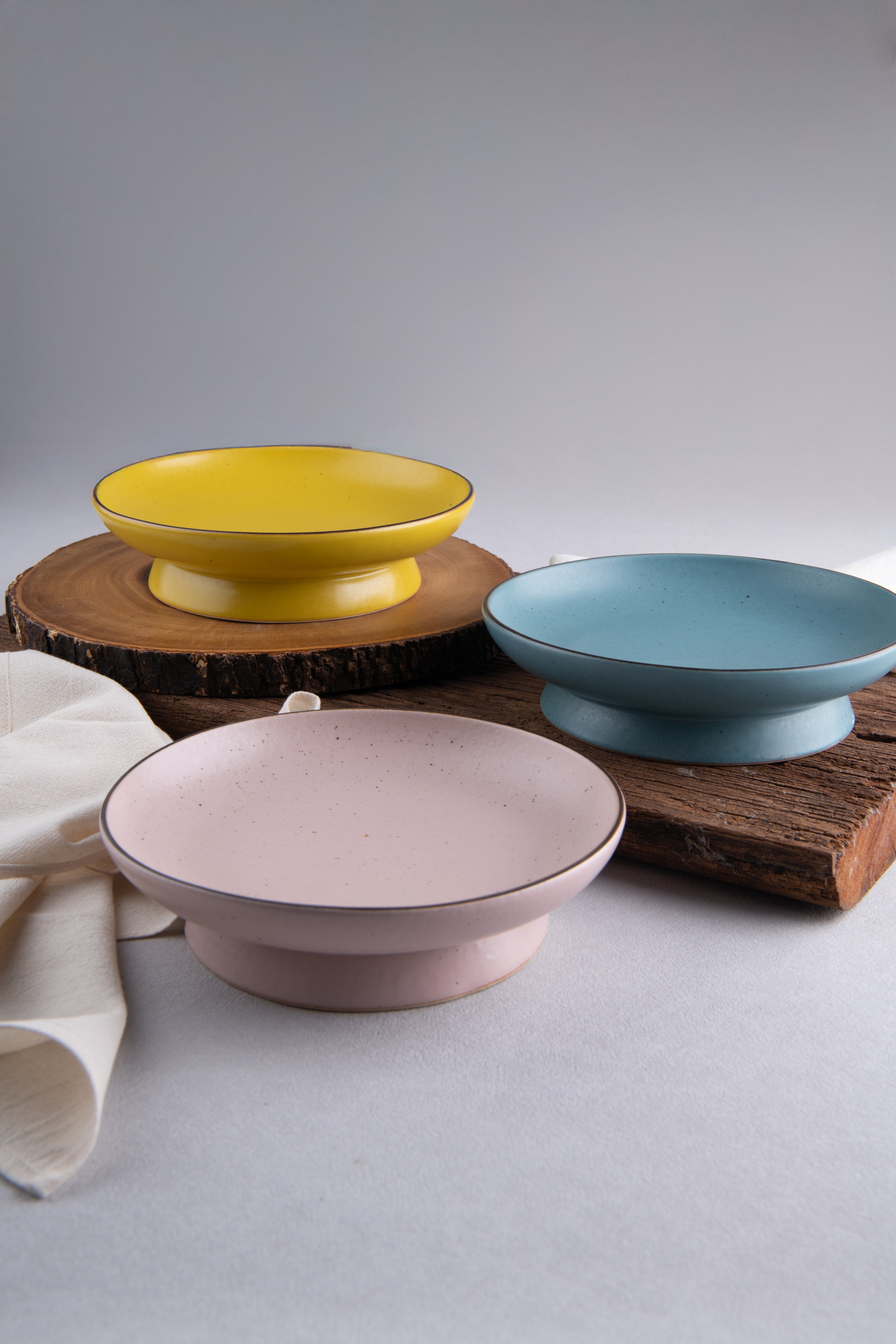 Terra Elevé Pedestal