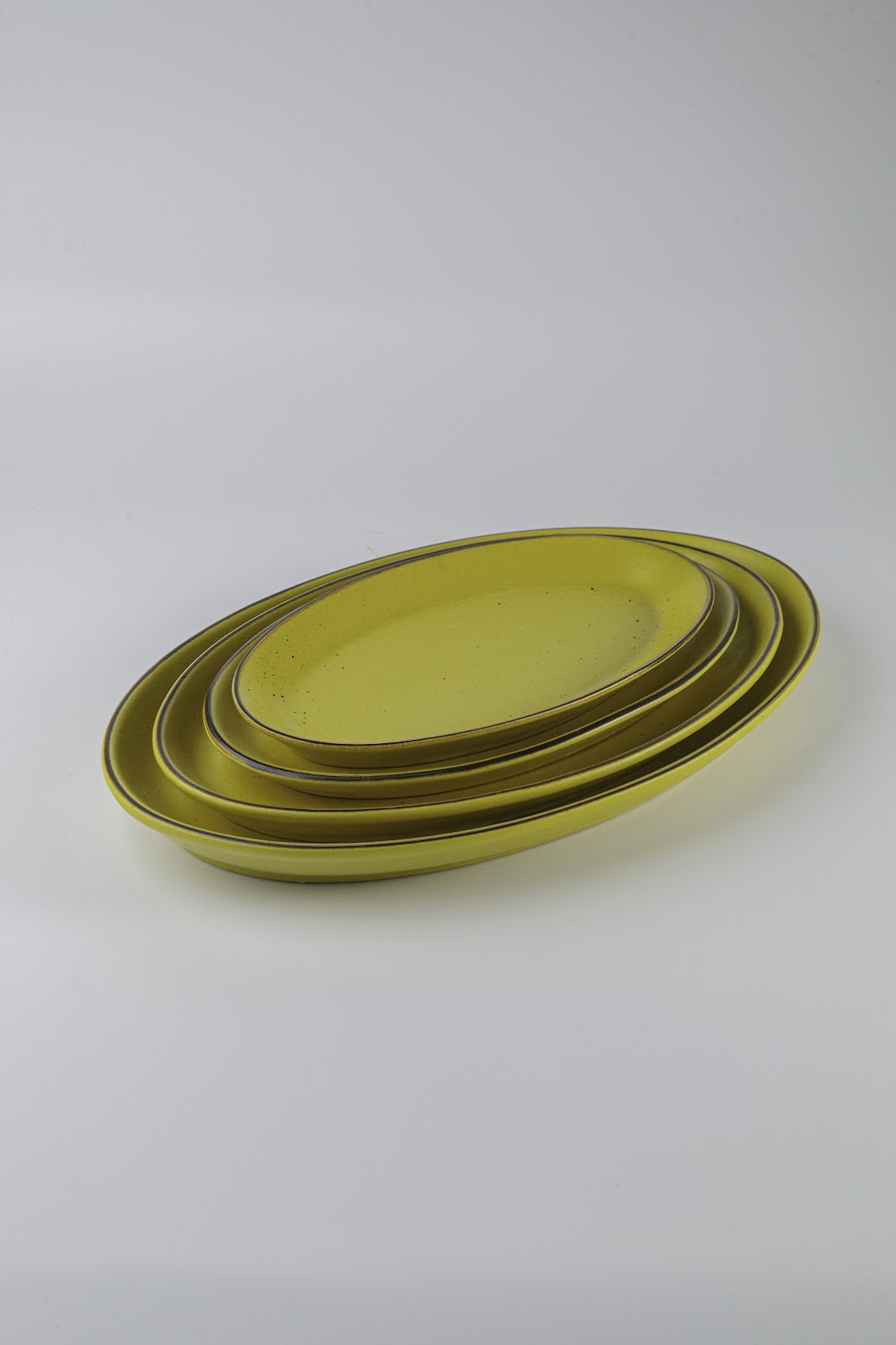 Elegant Oval Dish